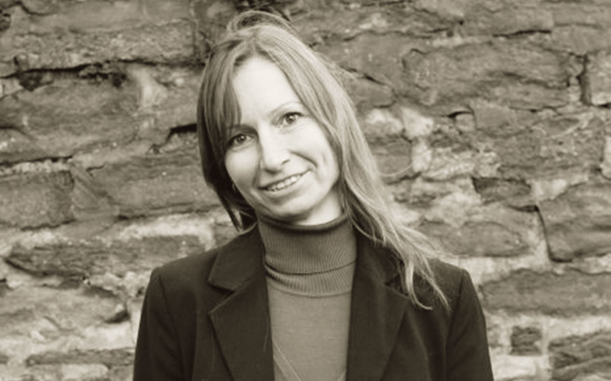 ad_02_1.jpg ad_02_1.jpg